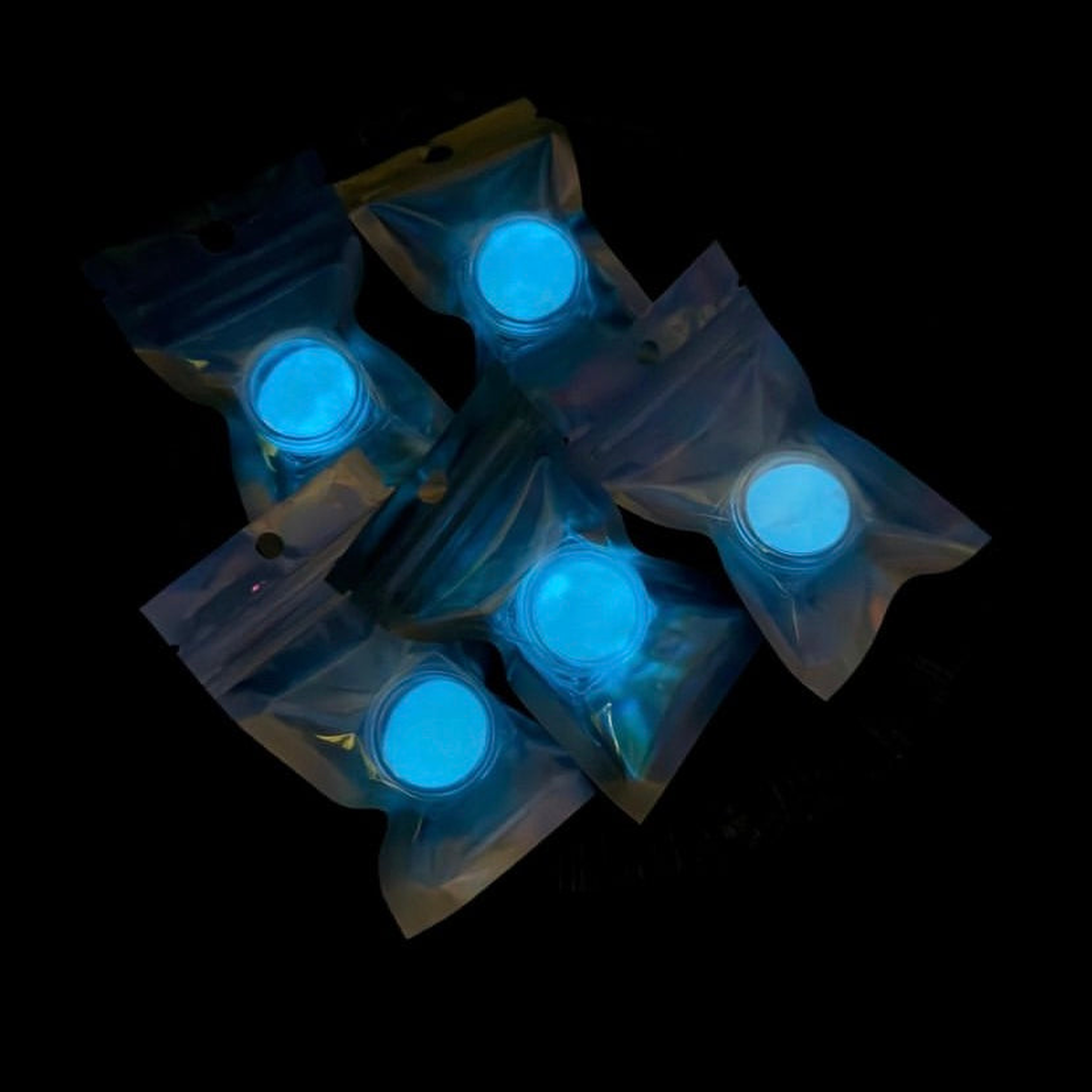 polvere GLOW celeste (che si illumina al buio)