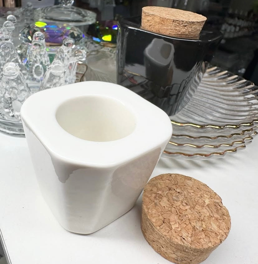CONTENITORE PER MONOMERO IN CERAMICA