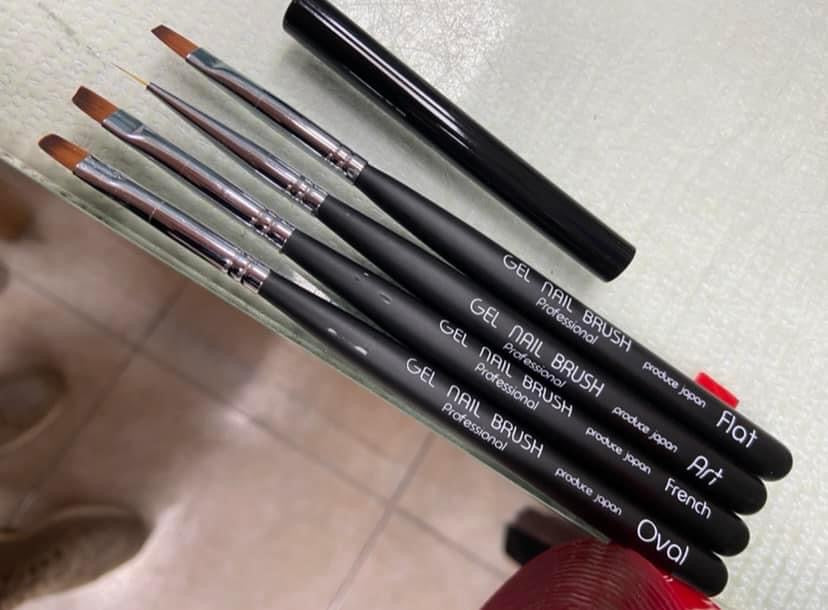 SET 4 PENNELLI MIX PER GEL PROFESSIONALI
